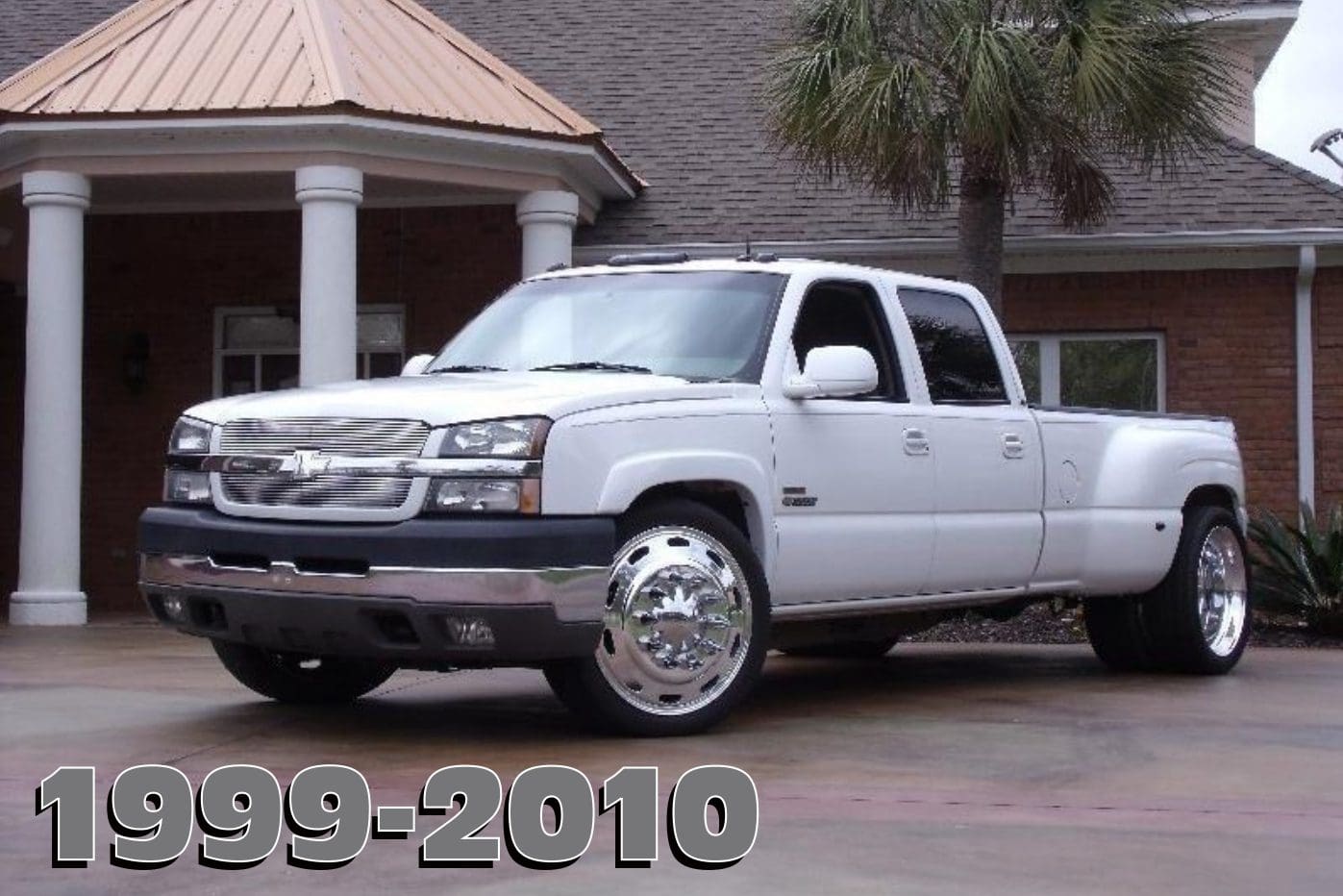 White Chevrolet Silverado 2500HD dually